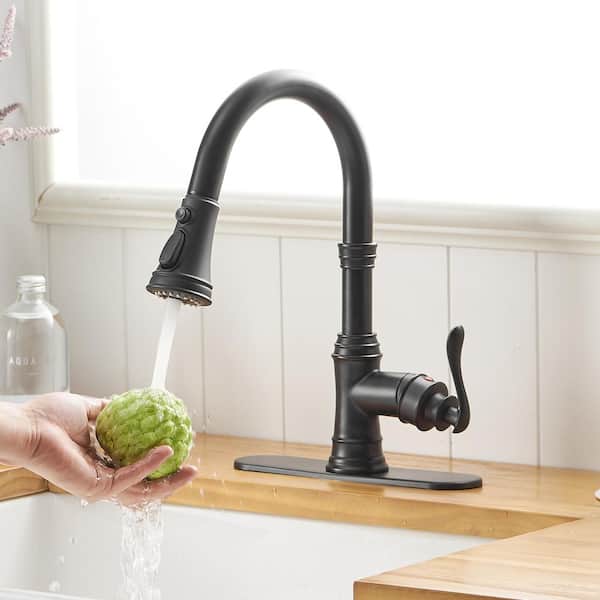 Single Handle Pull Down Sprayer Kitchen Faucet with 3 Spray Mode, Pull Out Faucet for Kitchen Sink in Matte Black