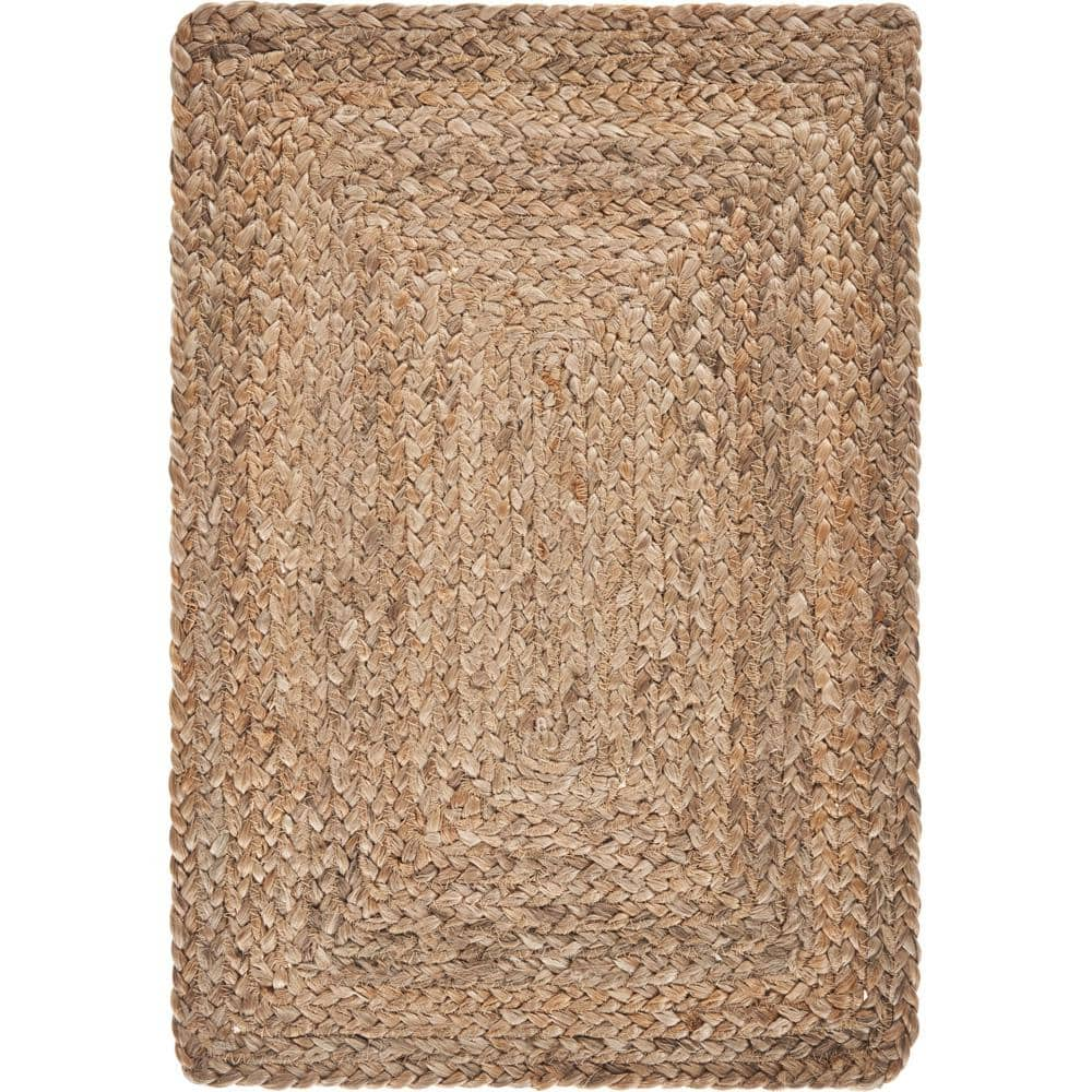 The woven wicker placemats help distinguish the glossy white