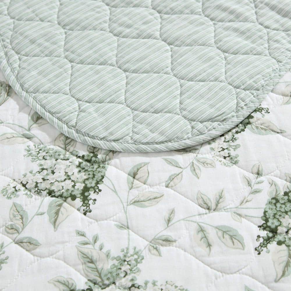 White and Green Cotton Twin Reversible Quilt Set