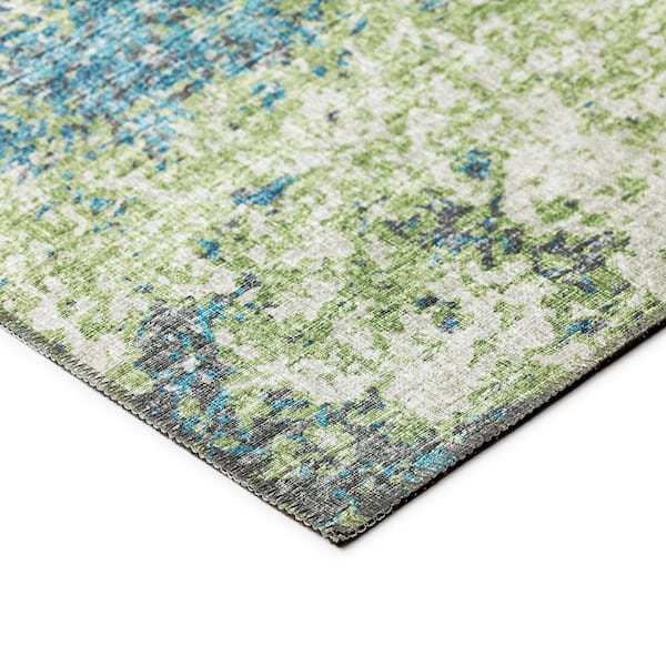 Rylee Green 3 ft. x 5 ft. Geometric Indoor/Outdoor Area Rug