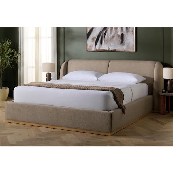 Martynia Light Brown/Natural Wood Frame Queen Panel Bed