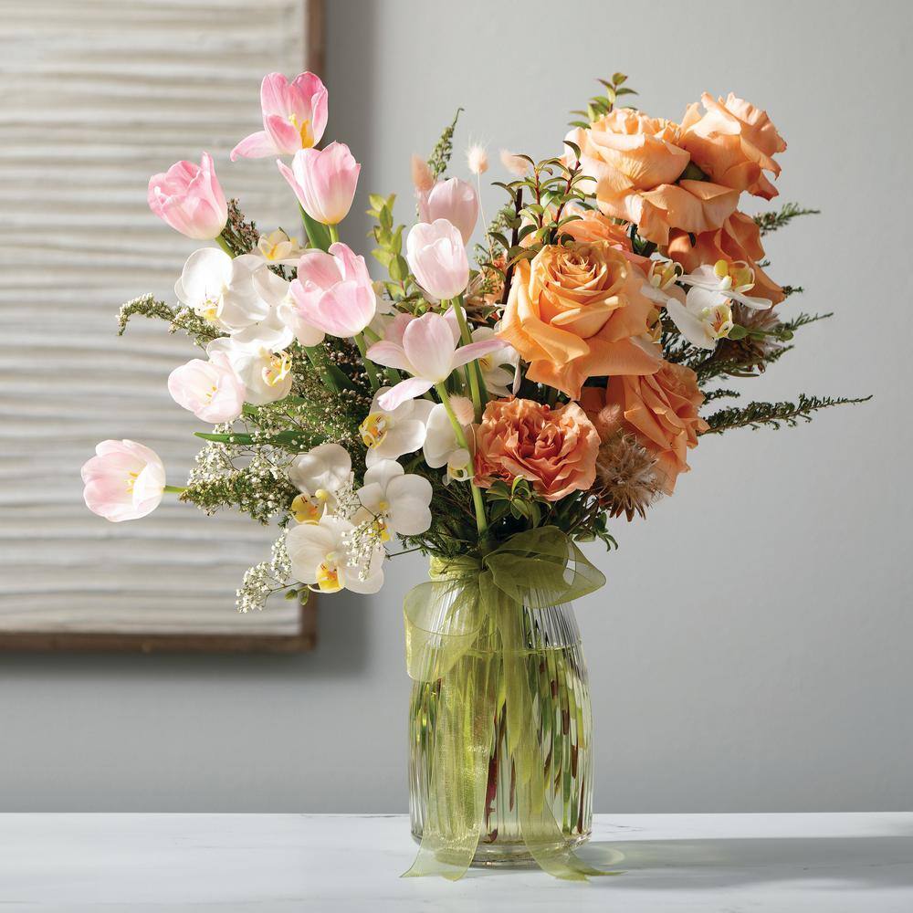 Elegant Clear Ribbed Glass Decorative Table Vase, 8"