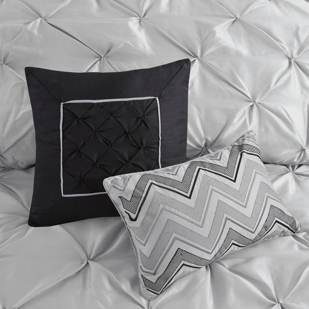 Laurel 7-Piece Grey Tufted Queen Comforter Set