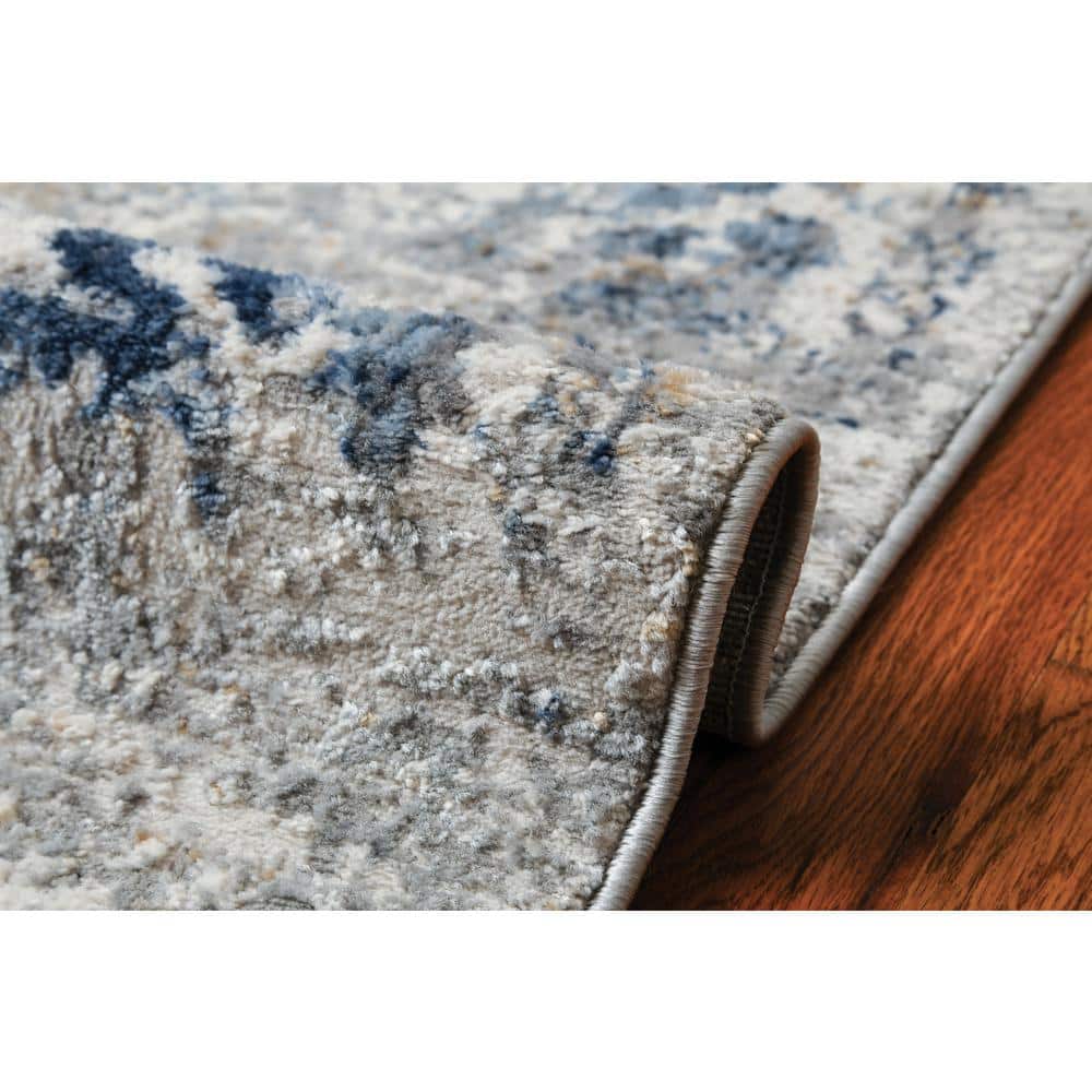 Austin Blue Polyester and Jute Stain-Resistant Runner Rug 2'7" x 7'4"