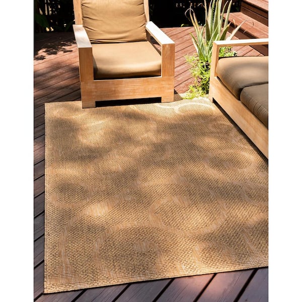 Outdoor Vine Brown 7' 0 x 10' 0 Area Rug