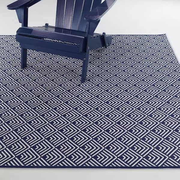 Janine Navy 5 ft. 3 in. x 7 ft. Chevron Indoor/Outdoor Area Rug