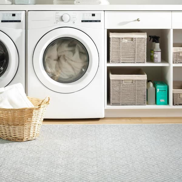 Diamond Machine Washable Platinum/White 8 ft. x 10 ft. Indoor Area Rug