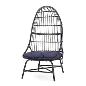 Gray Basket Wicker Outdoor Lounge Chair with Navy Blue Cushion for Poolside, Patio, Garden and Deck