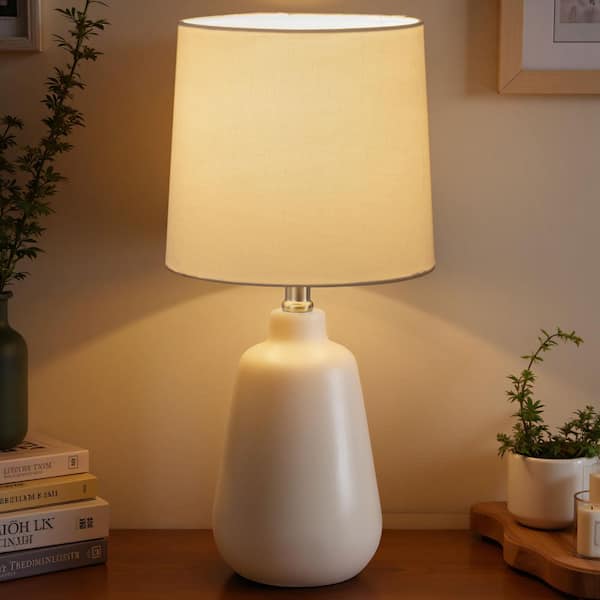 18.5 in. 1-Light Farmhouse White Ceramic Table Lamp with Linen Shade for Bedroom, Living Room, Nightstand