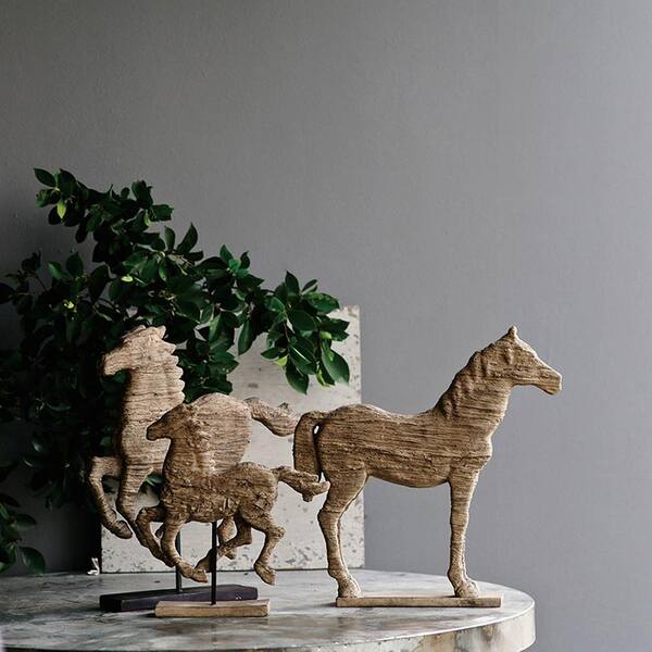 A & B Home 19.5 in. Natural Resin Horse Decorative Sculpture 66638-DS - The  Home Depot