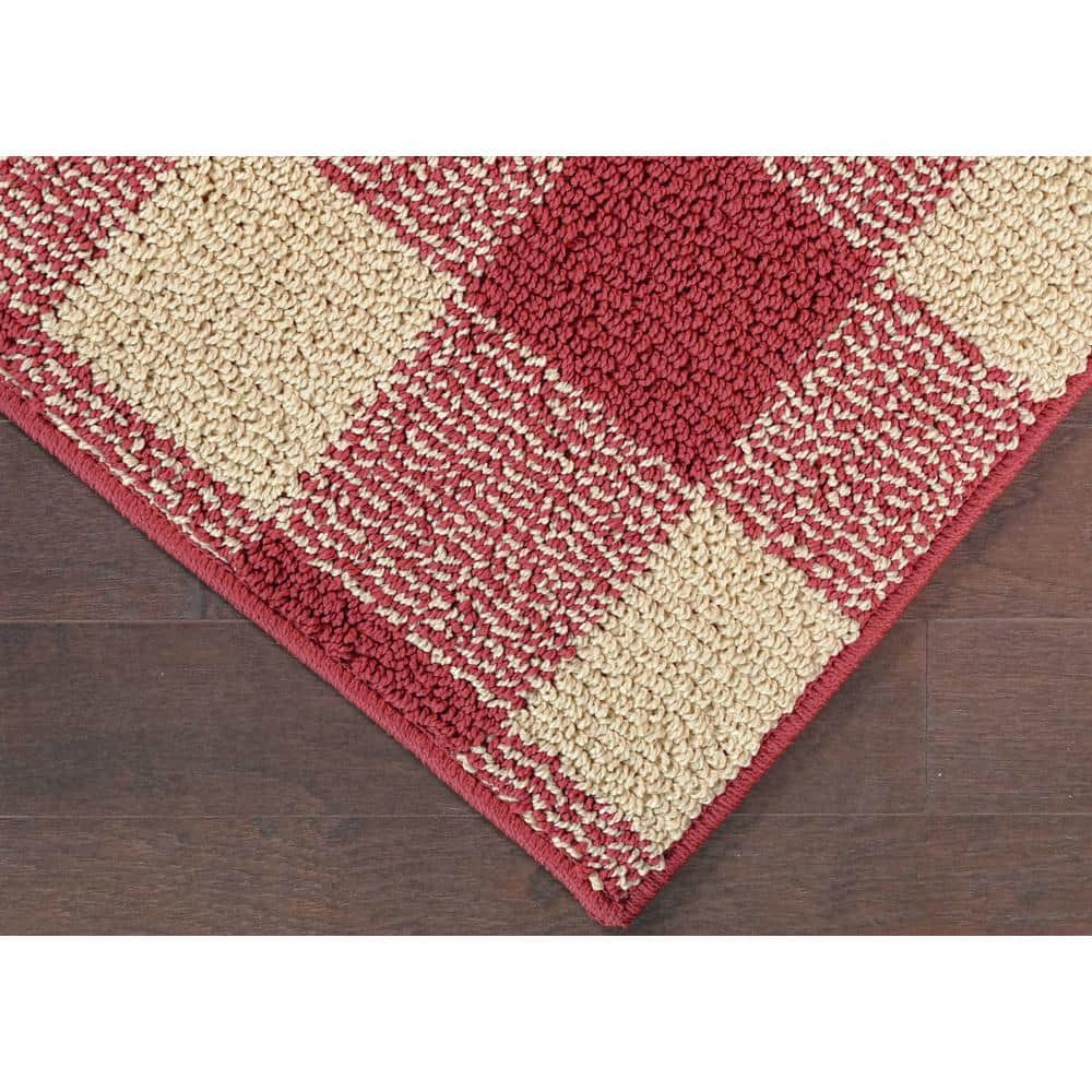 Reversible Tufted Buffalo Plaid 5' x 7' Red Synthetic Rug