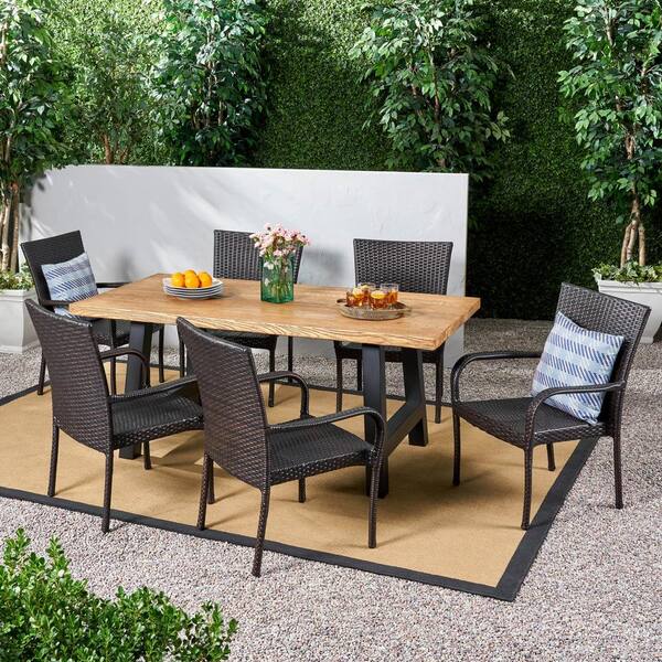 the range dining set garden