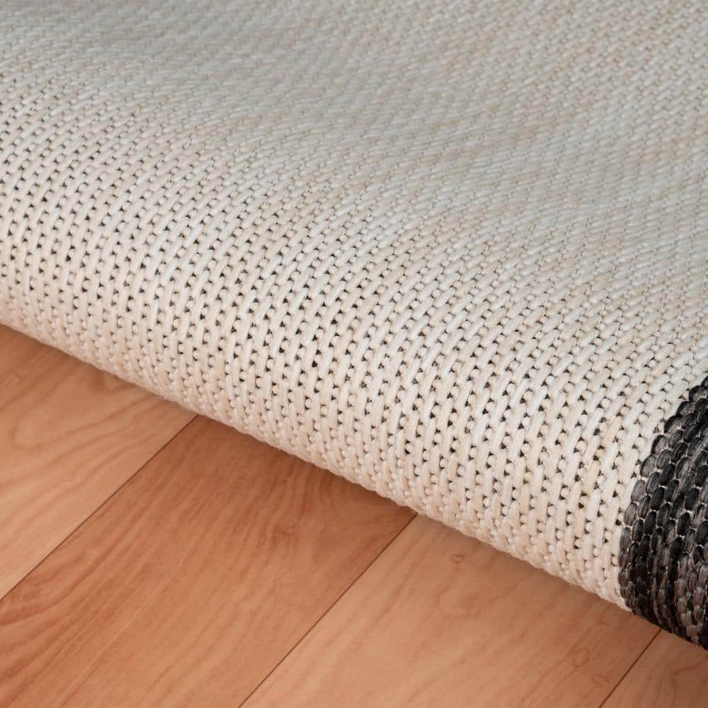 White Geometric Flat Woven Synthetic 5' x 7' Area Rug