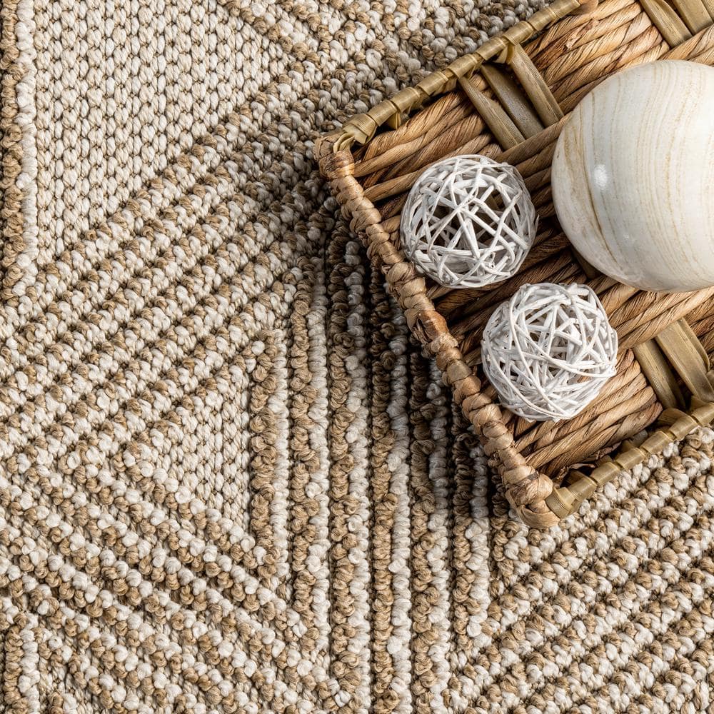 Diamond Weave Synthetic 4' x 6' Easy Care Area Rug in Beige