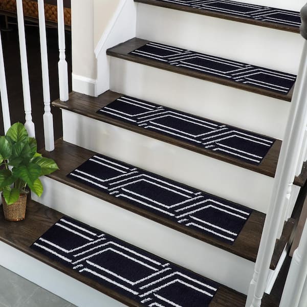 Plaza Collection Navy 9 in. x 28 in. Polypropylene Stair Tread Cover (Set of 15)