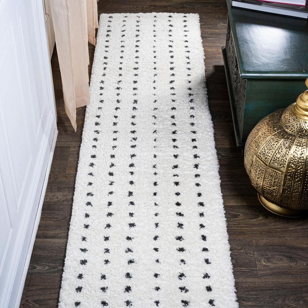 Allie Black & Ivory Geometric Fringe-Trim Modern Runner Rug, (2.5' x 7')