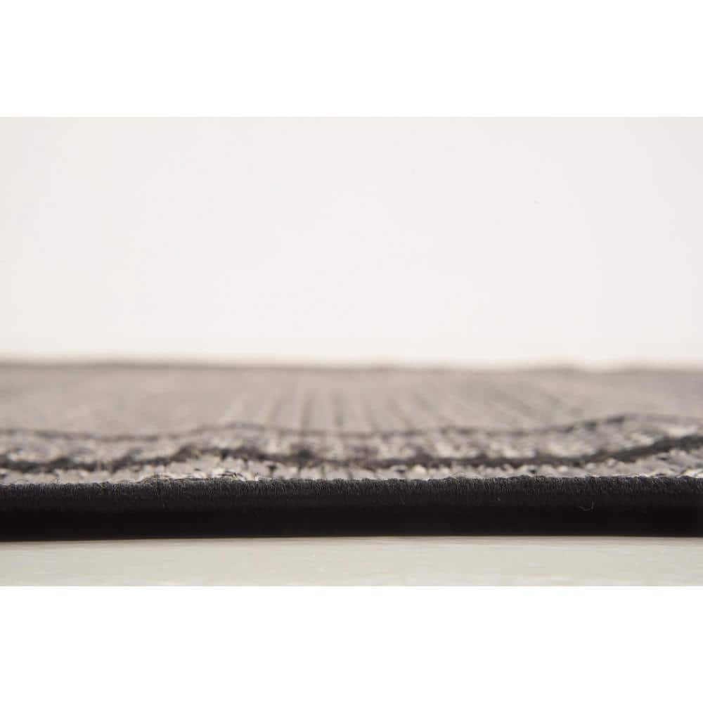 Reversible Multi-Grey Synthetic Outdoor Area Rug 5'3" x 8'