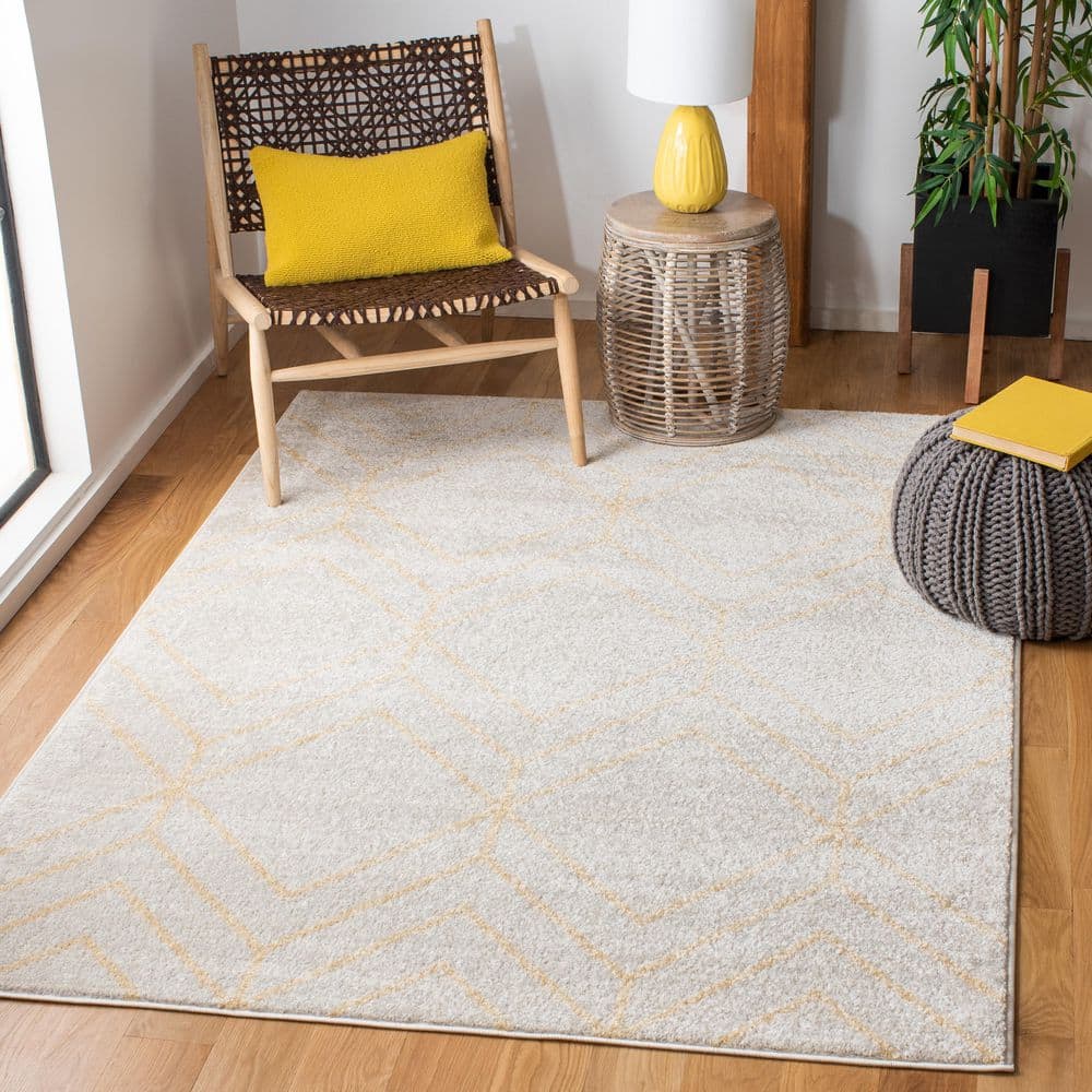 Adirondack 4 ft. x 6 ft. Ivory/Gold Diamond Area Rug price history on PriceWatchPro