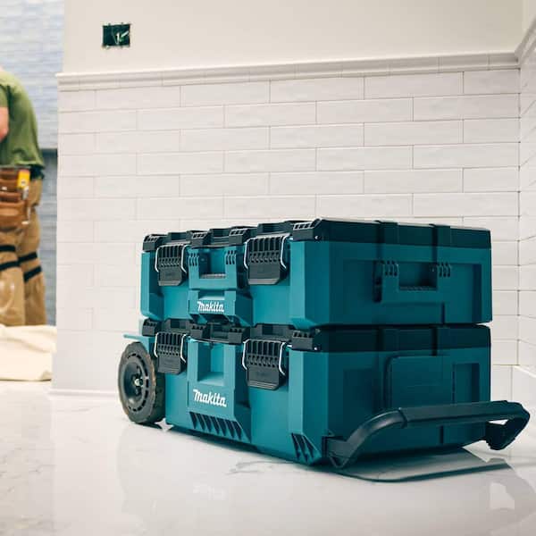 Makita MAKTRAK Large Tool Box and MAKTRAK Rolling Tool Chest Combo