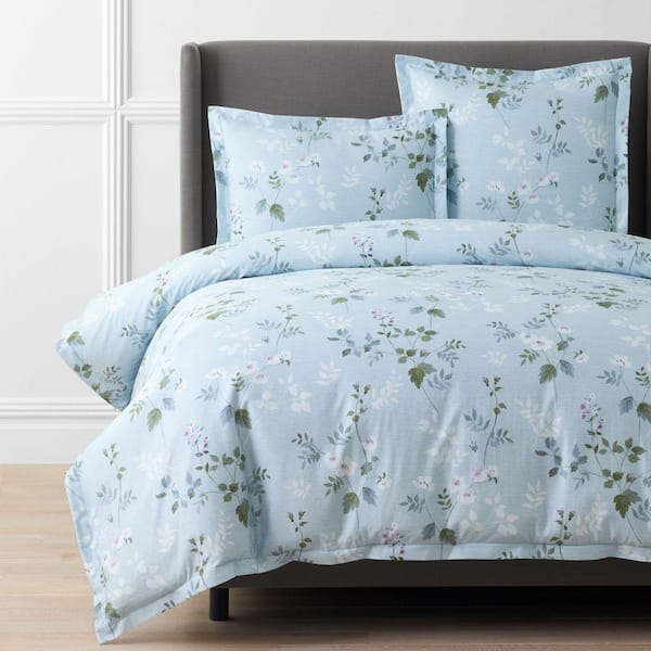Legends Hotel Wispy Meadow Wrinkle-Free Sateen Blue Multi King/California King Duvet Cover