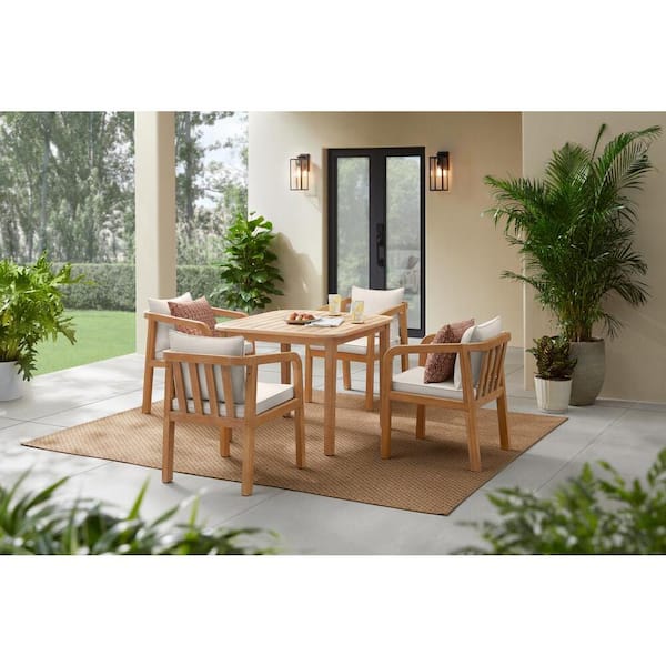 https://images.thdstatic.com/productImages/bc54041c-ef08-4cdf-aafa-f2bf17a7ce6e/svn/hampton-bay-patio-dining-sets-frn-801960-d-64_600.jpg