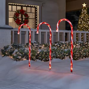 Christmas Yard Decorations - Outdoor Christmas Decorations - The Home Depot