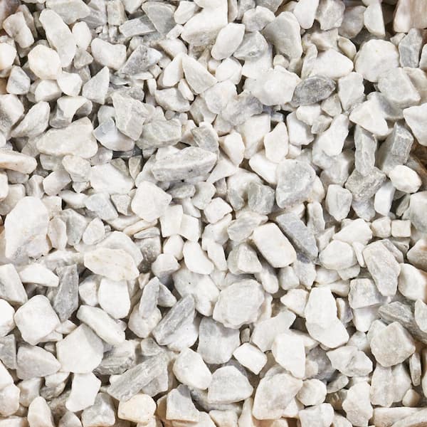 Pavestone 0.50 cu. ft. Medium 0.75 in. to 1.75 in. Premium White Marble Chips (64-Bags/32 cu. ft./Pallet)