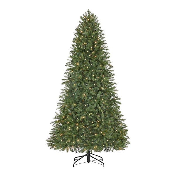 Home Accents Holiday 7.5 ft Maysville Pine Christmas Tree
