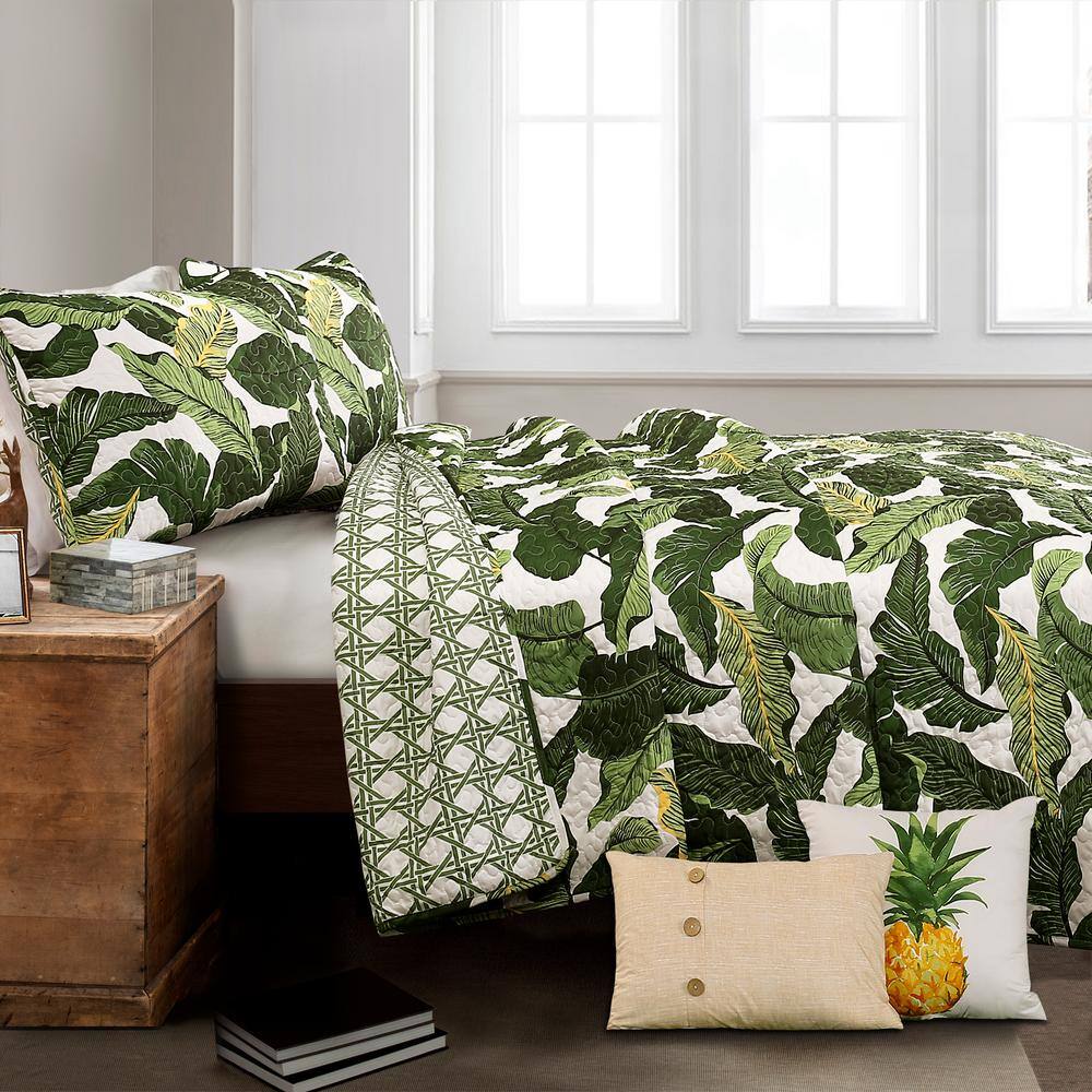 King White and Green Microfiber Reversible Quilt Set