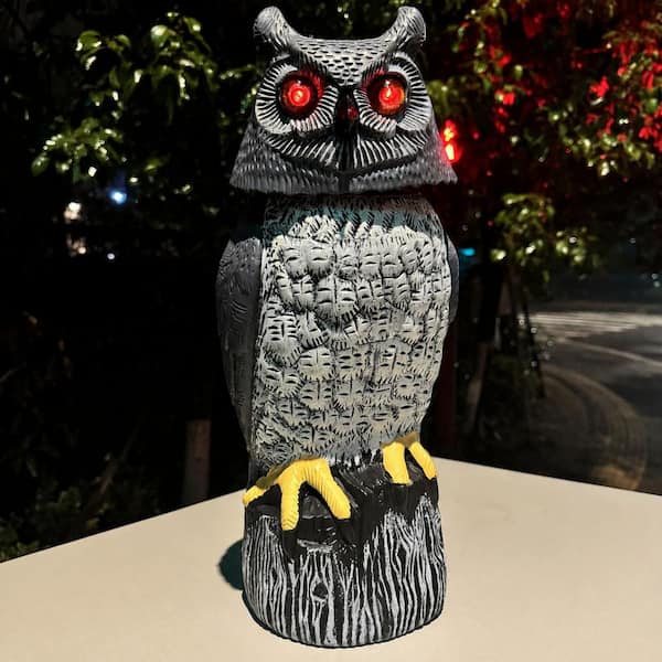 Plastic Solar Powered Garden Owl Statue Decoys with Motion
