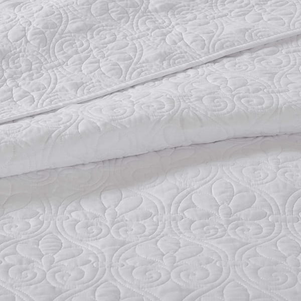 Madison Park Mansfield 3-Piece White Full/Queen Coverlet Set MP13