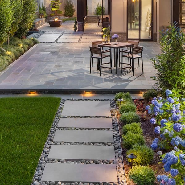 C Cattleya 160-Lumens Low Voltage 5CCT Color Changing Integrated