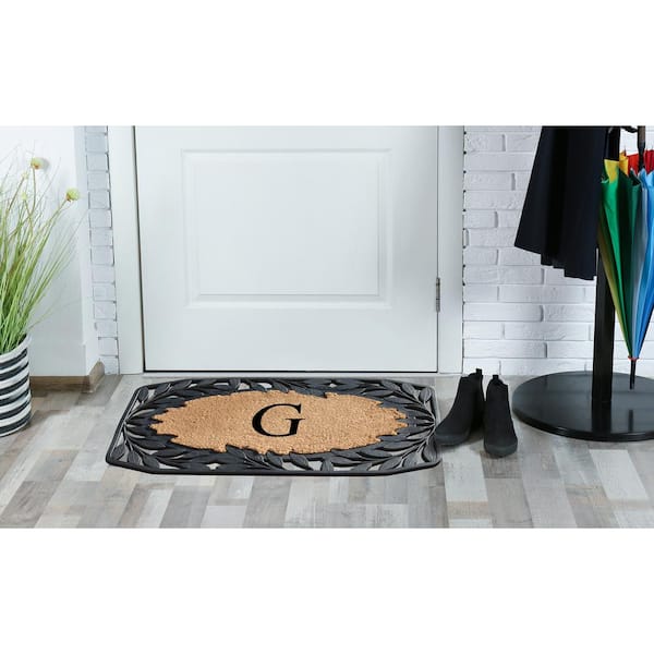 https://images.thdstatic.com/productImages/bcbf76e0-fa60-4540-a678-73c58add8181/svn/black-a1-home-collections-door-mats-a1home200026-g-44_600.jpg