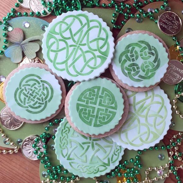 Designer Stencils Celtic Medallion And Cookie Stencil Bundle 5 Patterns C985 C317 B - Celtic Decorating Ideas Designer Stencils Celtic Medallion And Cookie Stencil Bundle 5 Patterns C985 C317 B - Celtic Decorating Ideas