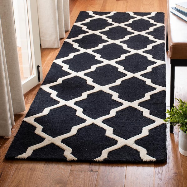 Cambridge Black/Ivory 3 ft. x 16 ft. Geometric Trellis Runner Rug