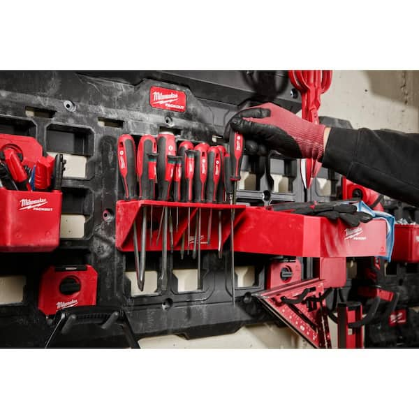 https://images.thdstatic.com/productImages/bd04b4d1-723a-44c2-aa3c-01fbd1c9f36b/svn/red-milwaukee-garage-storage-hooks-48-22-8349-12pc-m18-1f_600.jpg