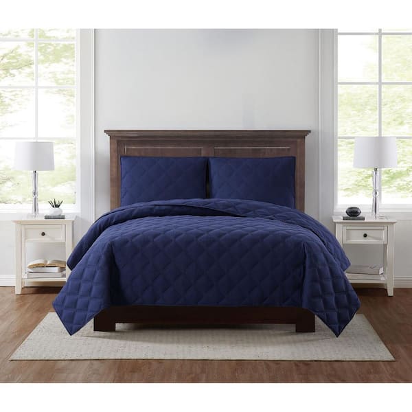 Truly Soft Everyday 3D Puff 3-Piece Quilted Navy Full/Queen Quilt Set