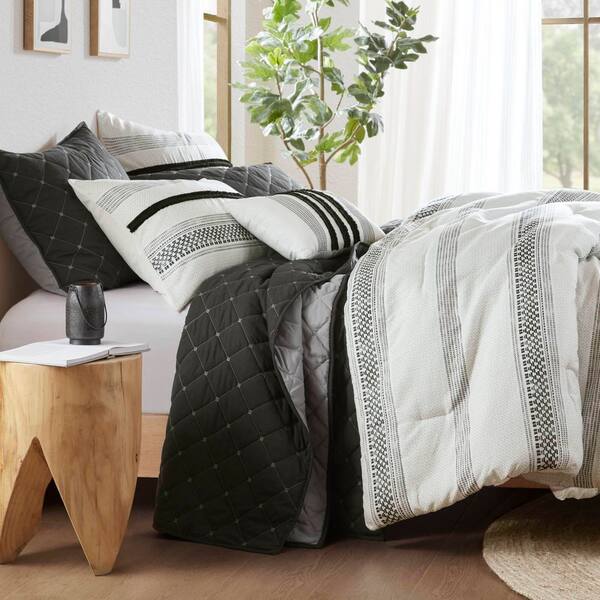 7 Piece King/Cal King Multicolor Comfortable Stripe Pattern and