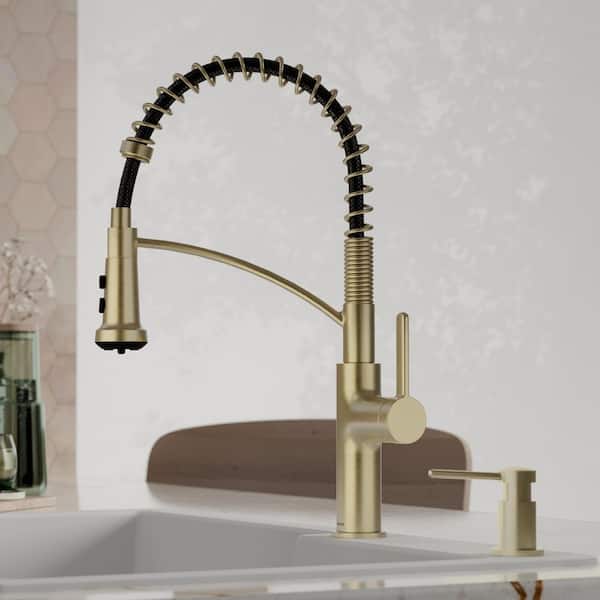 Scottsdale Single Handle Pull-Down Sprayer Kitchen Faucet in Spot-Free Champagne Bronze