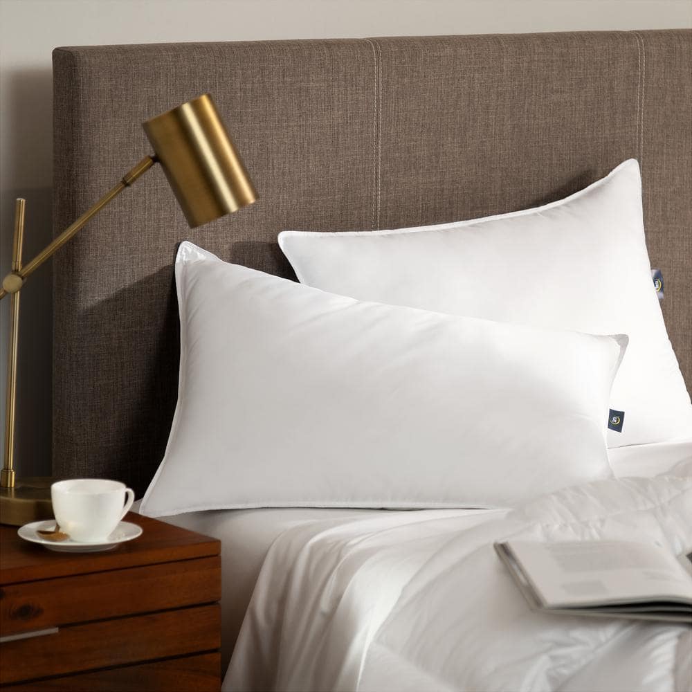 King Size White Hypoallergenic Firm Polyester Pillows (Set of 2)