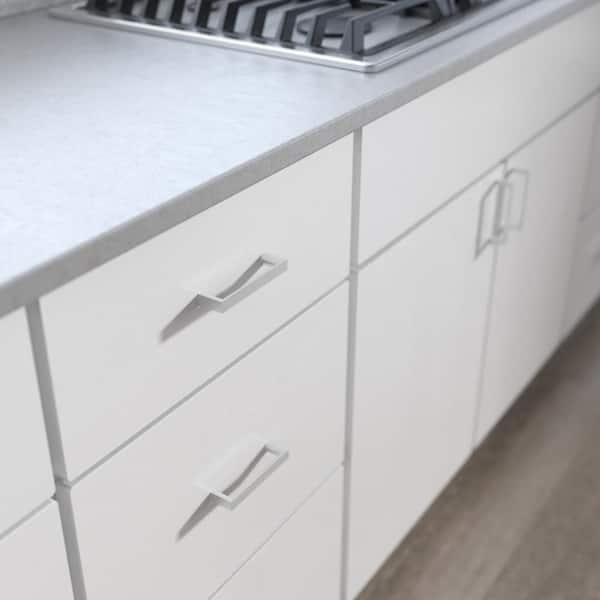 Plaza 3-3/4 in. (96 mm) Modern Aluminum Cabinet Drawer Bar Pull