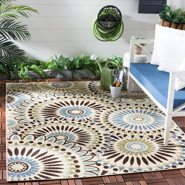 Veranda Cream/Blue 7 ft. x 7 ft. Square Floral Indoor/Outdoor Patio  Area Rug