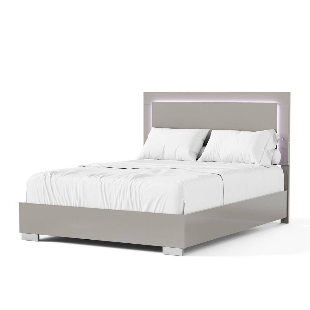 Furniture of America Mesala Beige Wood Frame Queen Panel Bed