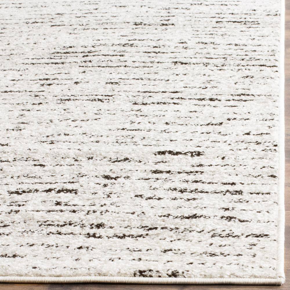 Ivory Stripe Easy-Care Synthetic 4' x 6' Rectangular Rug
