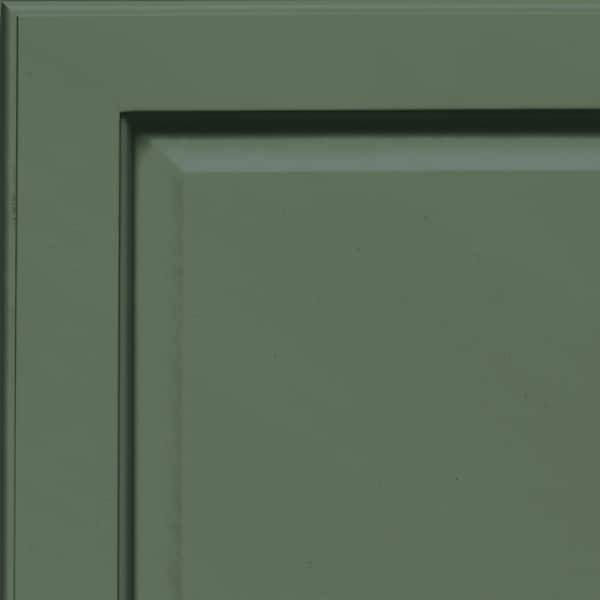 KraftMaid Fox Hill 7 5/16 in. W x 3/4 in. D x 7 5/16 in. H Quarter Cabinet Door Sample in Evergreen
