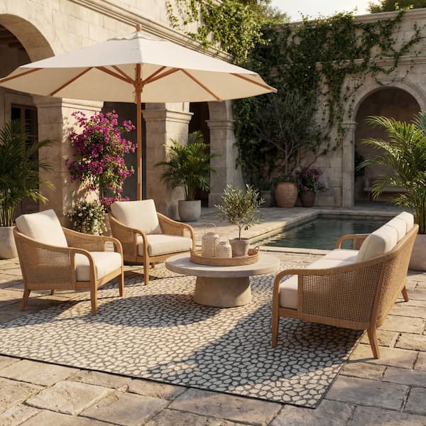 Solira Animal Print Grey 5 ft. x 8 ft. Outdoor Area Rug