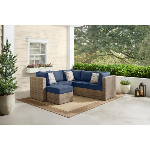 Crystal Ridge Wicker Outdoor 6-Piece Modular Sectional Set with Navy CushionGuard Cushions