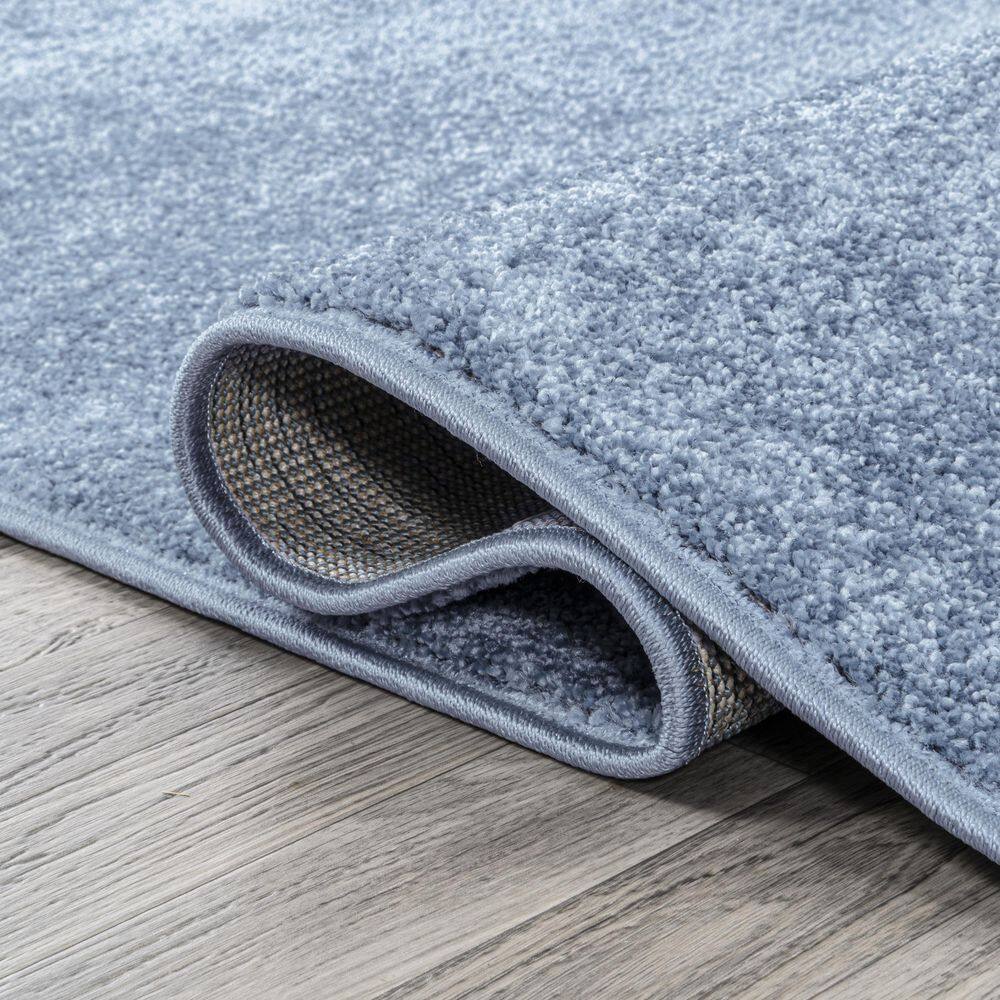 Classic Blue Oval 4' x 6' Synthetic Area Rug