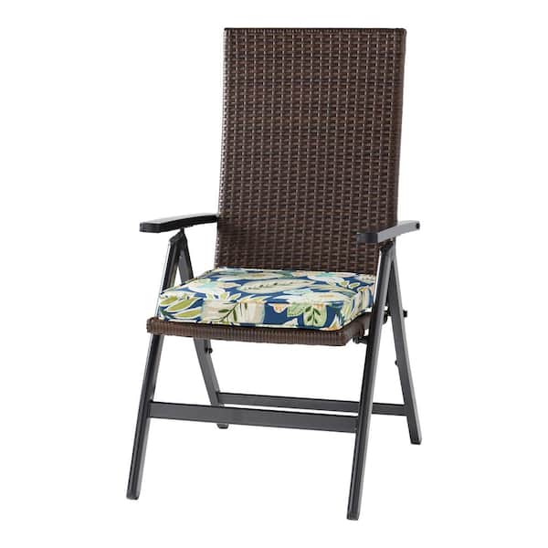 Greendale Home Fashions Wicker Outdoor PE Foldable Reclining Chair with Marlow Blue Floral Seat Cushion