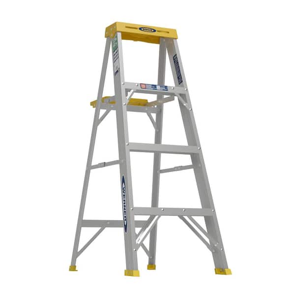 Werner 4 ft. Aluminum Step Ladder (8 ft. Reach Height) with 225 lb. Load Capacity Type II Duty Rating